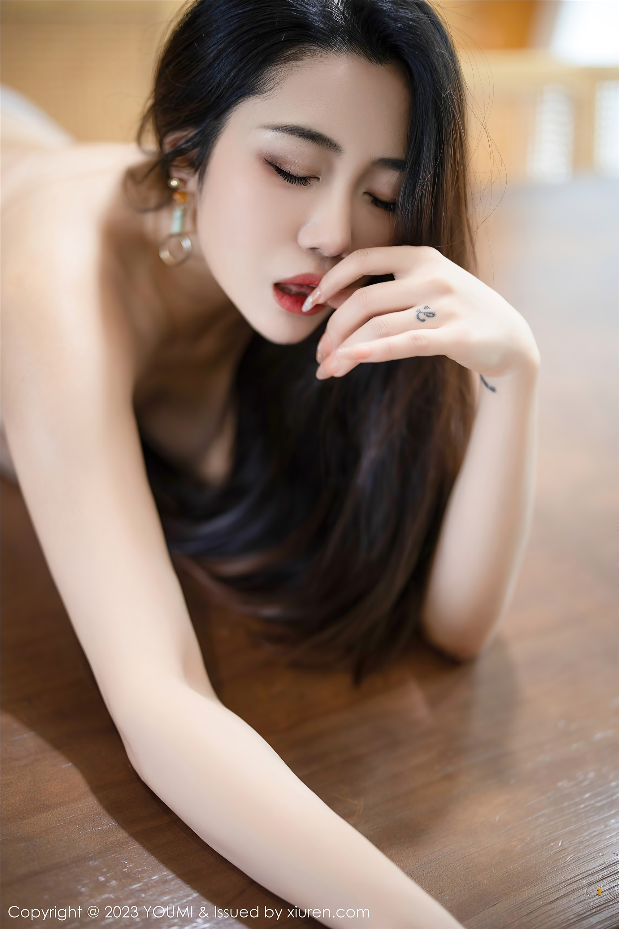 YouMi尤蜜荟  2023.03.29 VOL.920 严利娅Yuliya